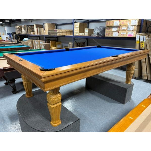 Beach Manufacturing Versaille model used 8 foot Pool Table with 1 inch slate and Royal Blue billiard cloth Code : TABLE581BEACH8P
Made with solid hardwood and turned legs in Light Brown finish, inset pockets, natural quarried 1 inch thick slate and Royal