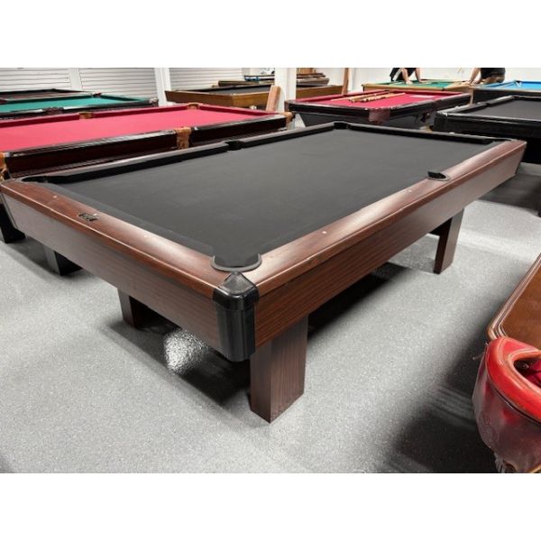 Used Brunswick Bristol 8 foot pool table with 1 inch thick slate and rectangular legs Code: TABLE450BRU8P. Made of solid hardwood and inset pockets. 
Includes a one year warranty, a Black Andy 600T billiard billiard cloth and a used billiard accessory ki