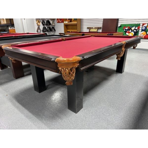 Majestic Orleans 8 foot demonstrator pool table with 1 inch thick natural slate Code : TABLE497MAJ8P
Made with 1 inch thick slate, hardwood and engineered wood in Black finish, square legs, genuine leather black pockets and Burgundy billiard cloth. Code 
