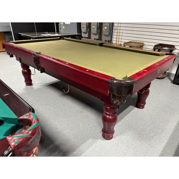 Canada Billiard rand 8 foot used pool table with 1 inch thick natural slate Code : TABLE521CBB8P
Made with 1 inch thick slate, hardwood and engineered wood with Mahogany Red finish, turned legs, leather pockets and Khaki billiard cloth. 