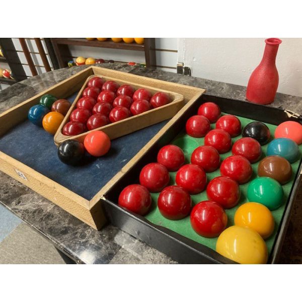 Assorted used billiard balls, snooker, pool, Carom balls and replacement single balls at various prices