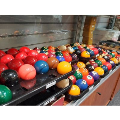 Assorted used billiard balls, snooker, pool, Carom balls and replacement single balls at various prices
