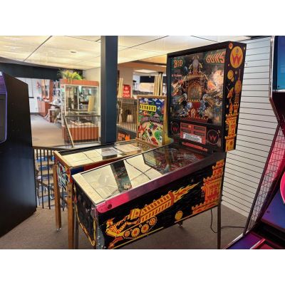Used Antique Williams Big Guns Pinball machine